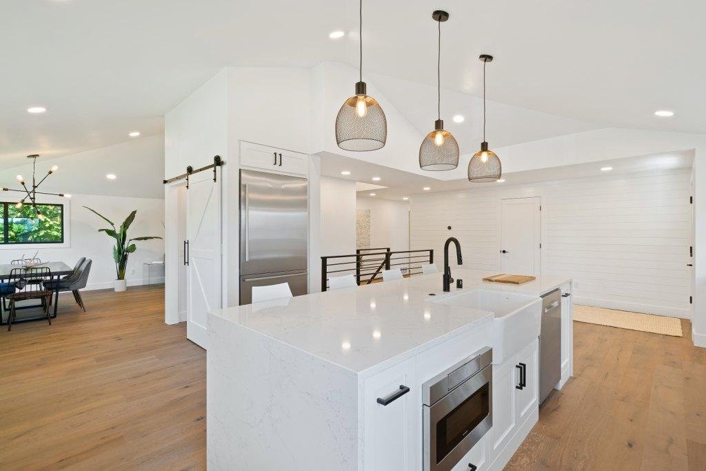 Pendant Light On Kitchen Island 